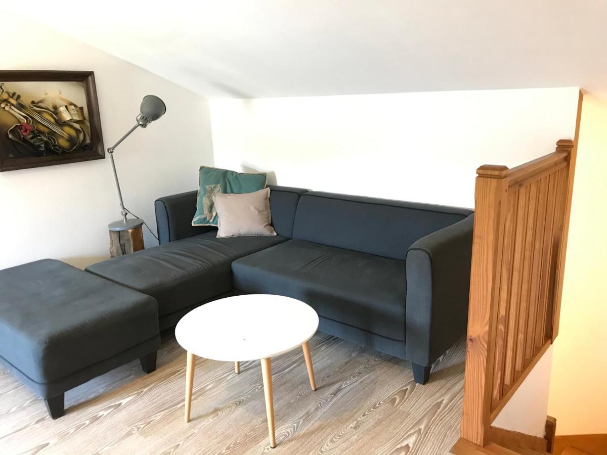 Vila Le Bois Flotte Arrigny Exteriér fotografie